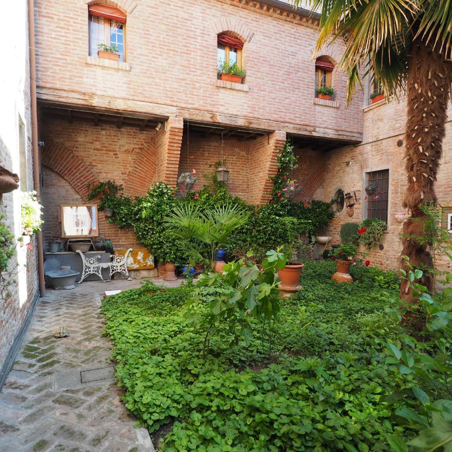 Il Giardino Segreto Apartment Ferrara Exterior photo